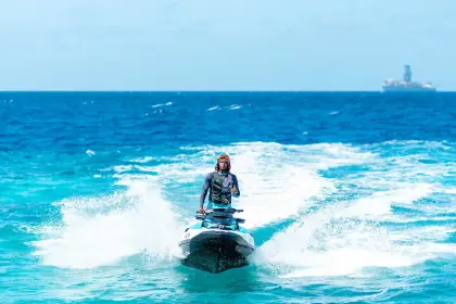 /jetski-1.jpg
